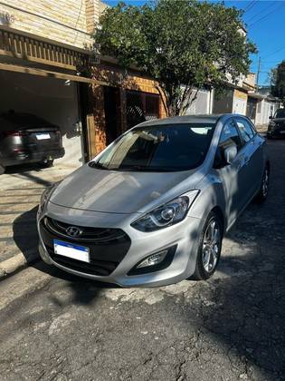 HYUNDAI I30 1.8 MPI 16V GASOLINA 4P AUTOMATICO HYUNDAI I30 1.8 MPI 16V GASOLINA 4P AUTOMATICO